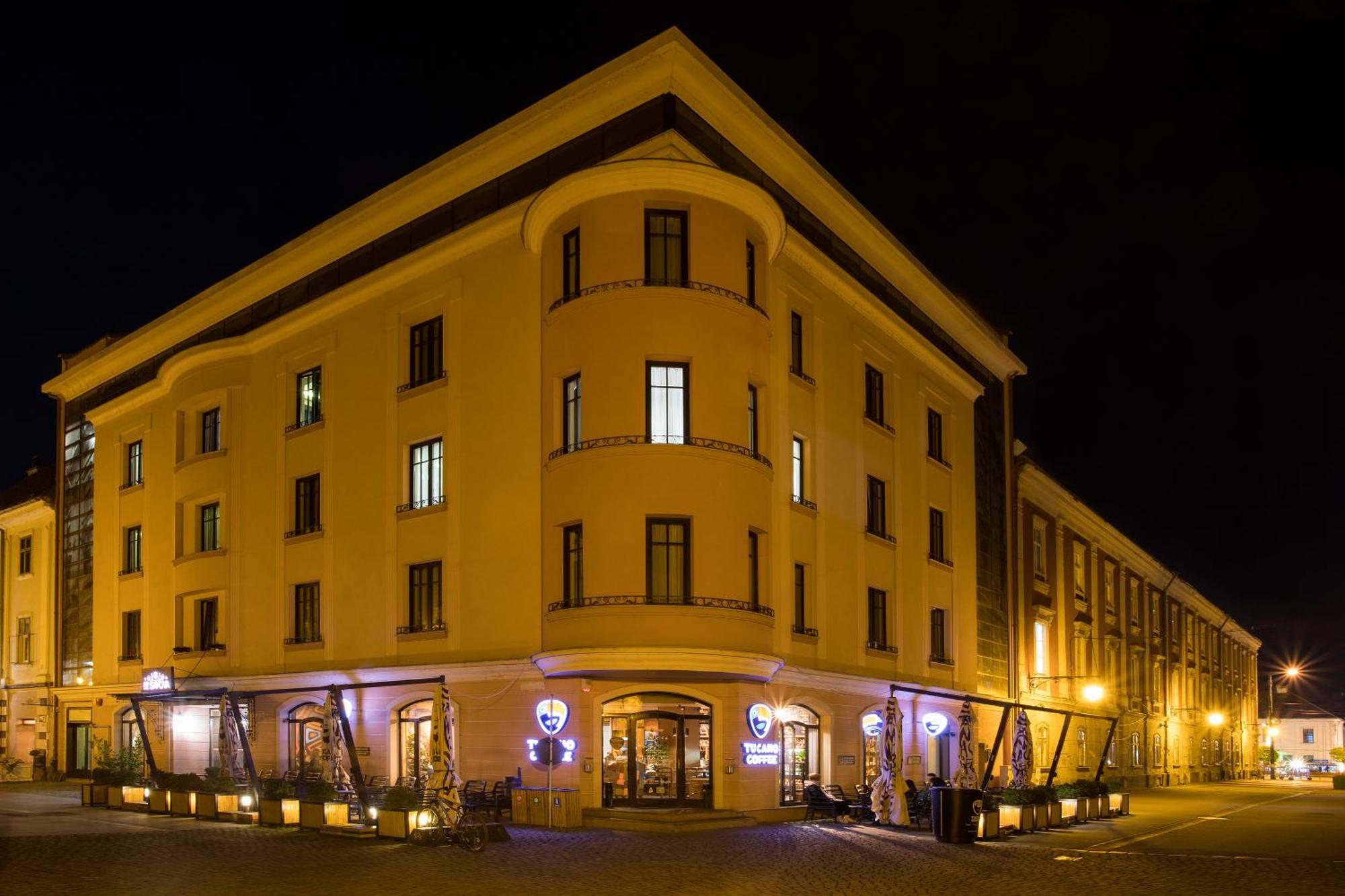 The Fifth Floor By Old Town Hotel تيميشورا المظهر الخارجي الصورة