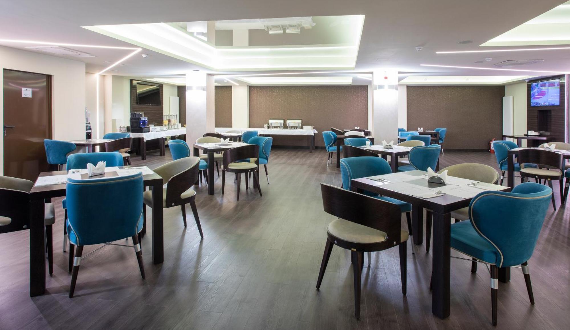 The Fifth Floor By Old Town Hotel تيميشورا المظهر الخارجي الصورة